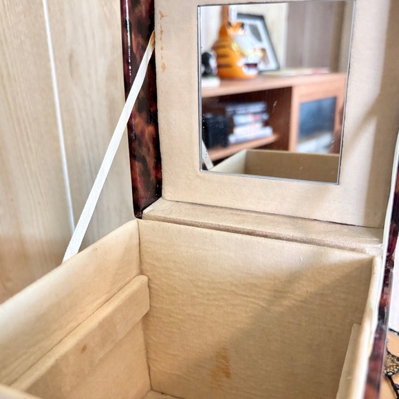 Vintage Hard Tortoise Shell Cosmetic Mirror Box Hand Bag 90s 2000s - Picture 8 of 8